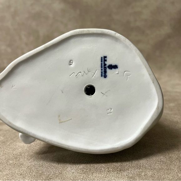 Lladro Daisa "Shepherdess with Ducks" #4568 - Porcelain Figurine *read* - Picture 6 of 7